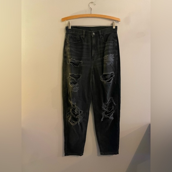 American Eagle Outfitters Denim - American Eagle Black Distressed Relaxed Mom Jeans
